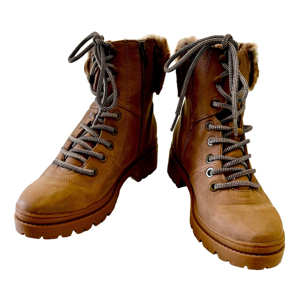 Universal Threads Target Boots